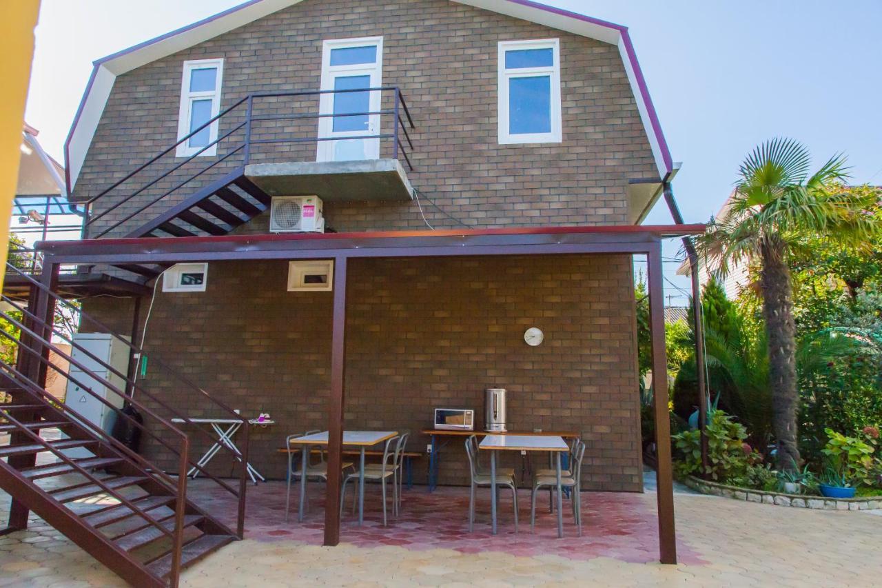 Primorie Guest House Gantiadi Exterior foto