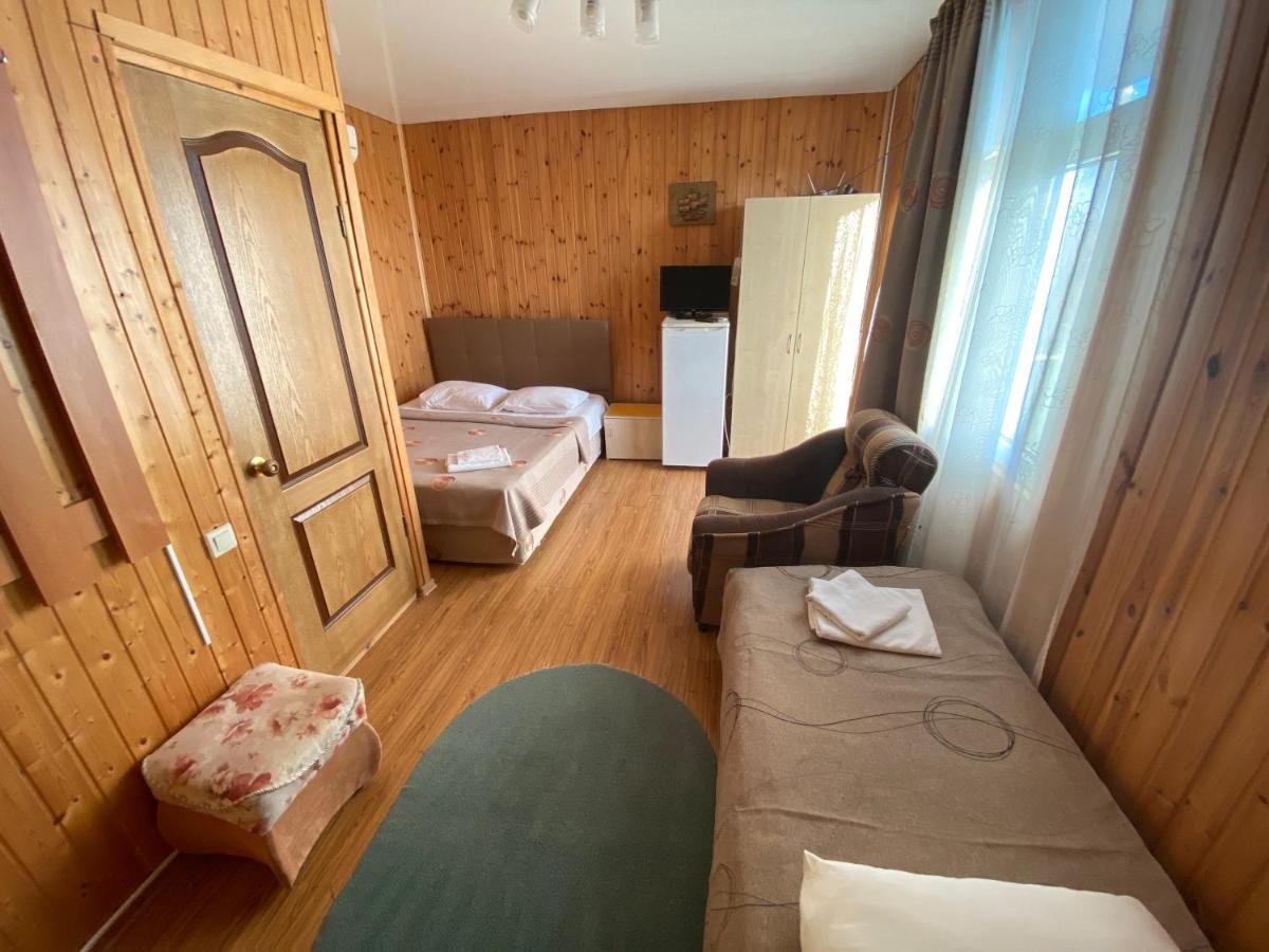 Primorie Guest House Gantiadi Exterior foto
