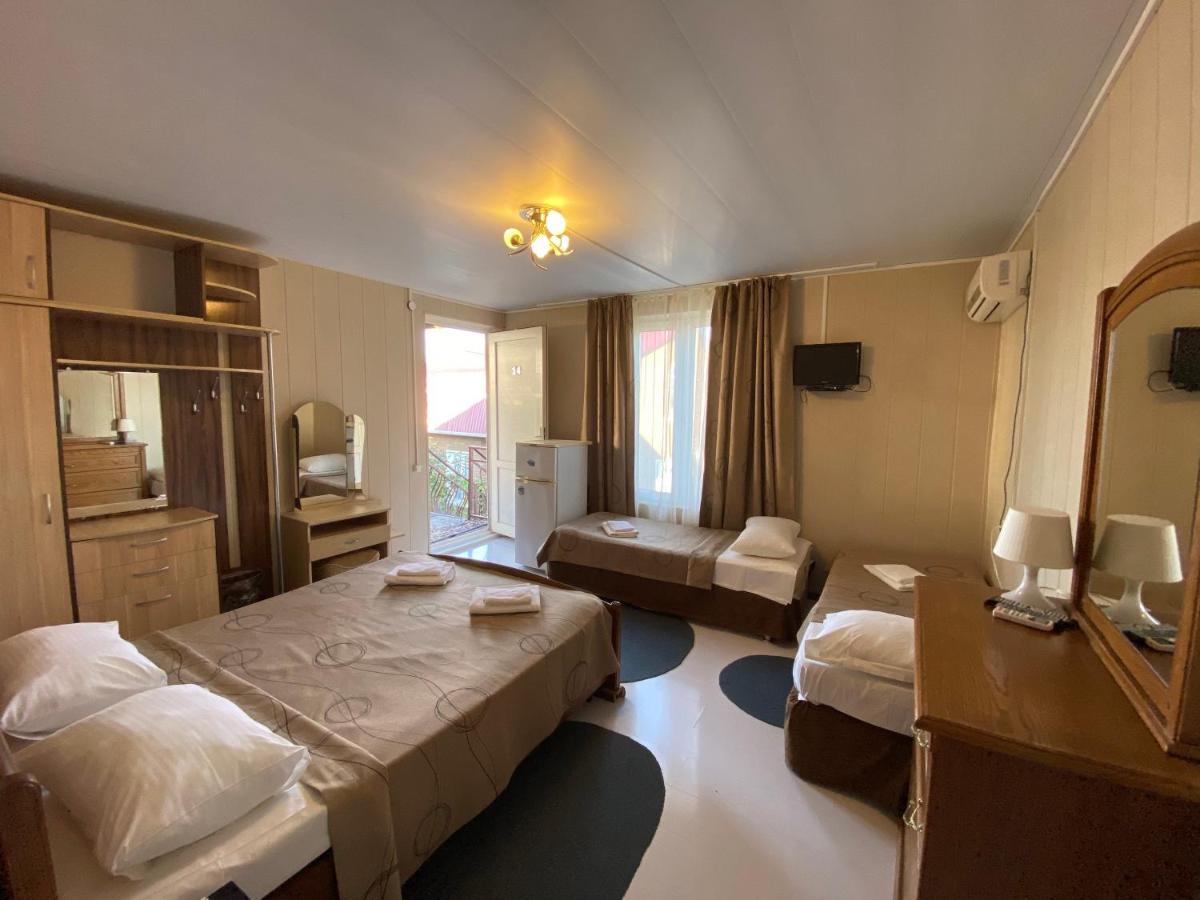 Primorie Guest House Gantiadi Exterior foto