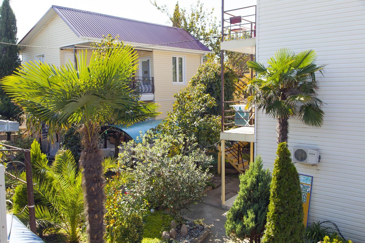Primorie Guest House Gantiadi Exterior foto