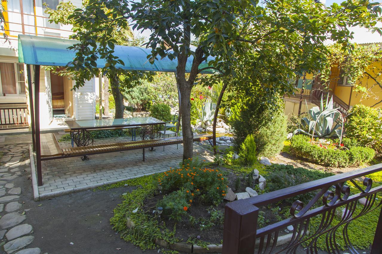 Primorie Guest House Gantiadi Exterior foto